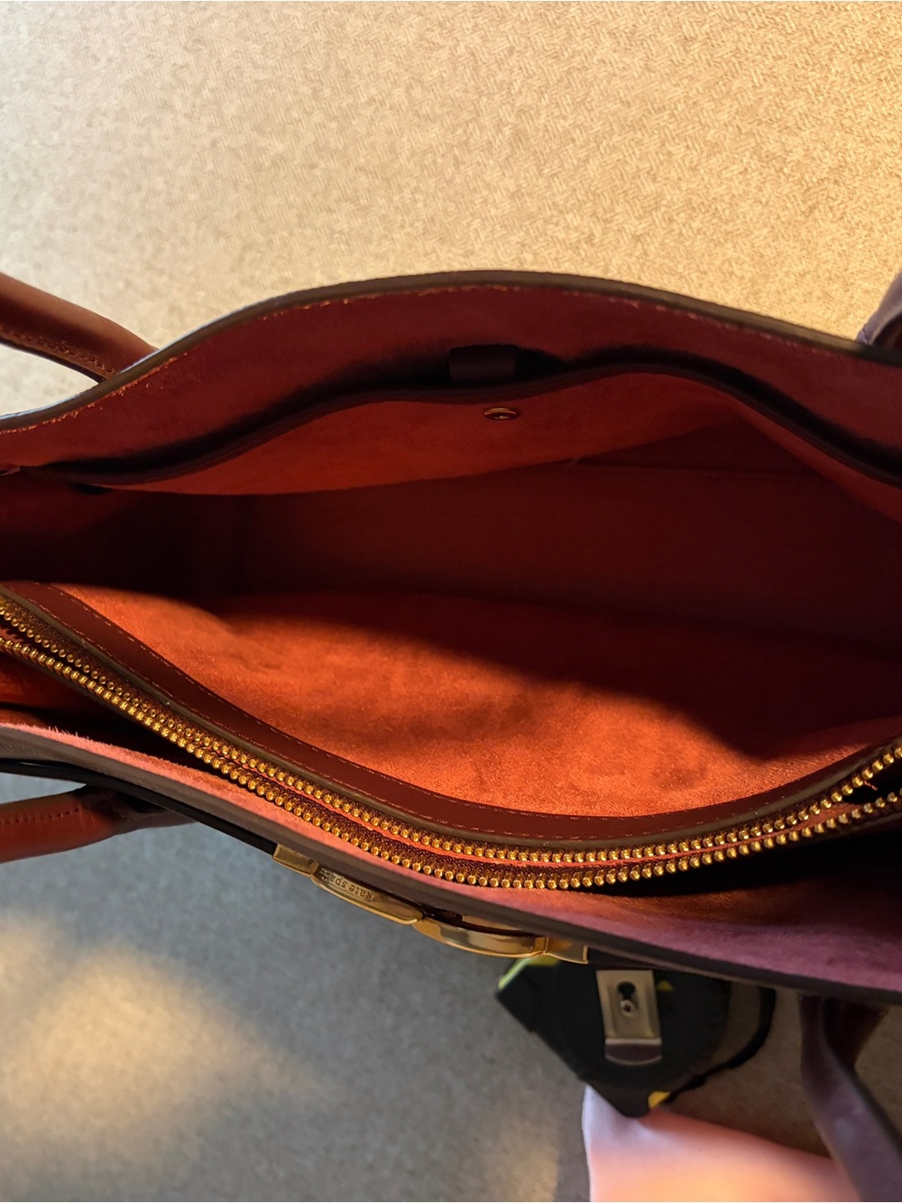 Kate Spade Maroon Bag - Picture 3 of 7